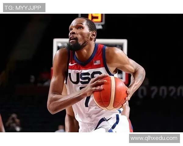 杰拉德的传奇之路:从8号球衣到足球世界的璀璨明星 杰拉德的传奇之路:从8号球衣到足球世界的璀璨明星