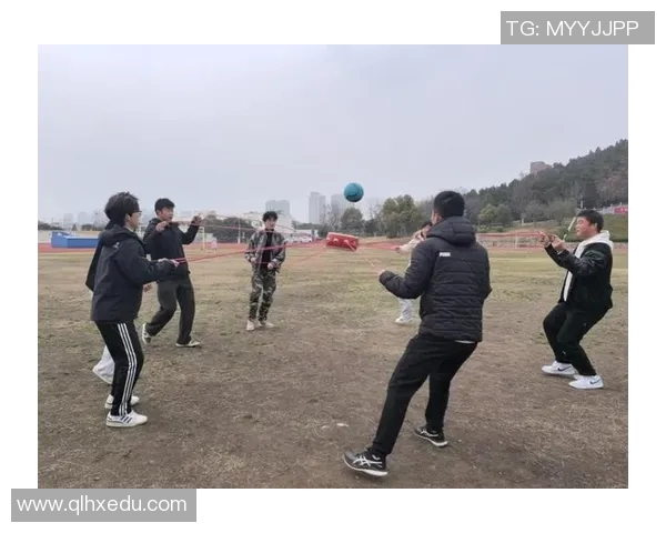 体育课户外拓展活动促进学生团队合作与身心健康的探索之旅